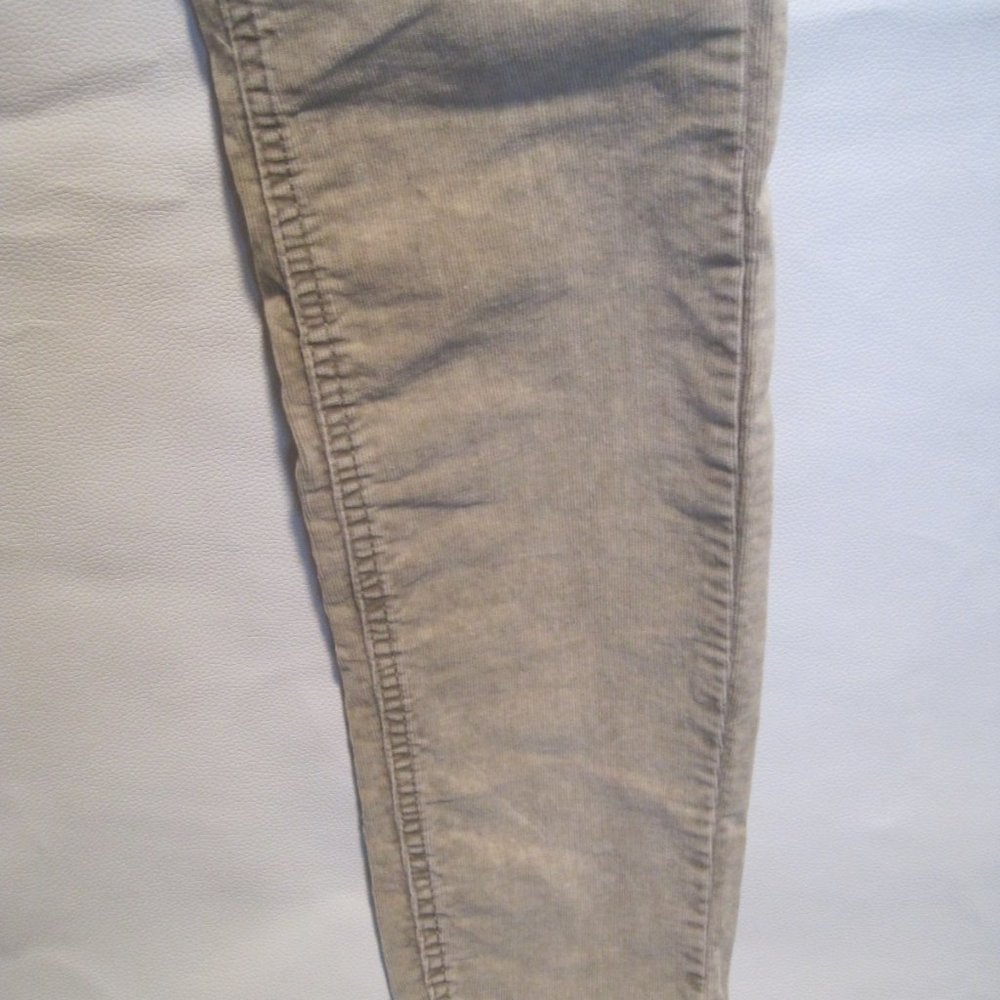 Mudd Jeans Women’s Skinny Pants Size 11 Regular Tan Beige Velvety Corduroy Y2K - Picture 6 of 10